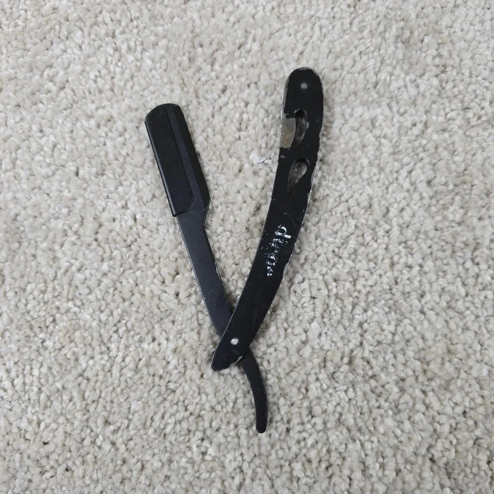 Dovo Straight Razor Black Folding Manual Barber Shaving Tool Swing Lock Metal